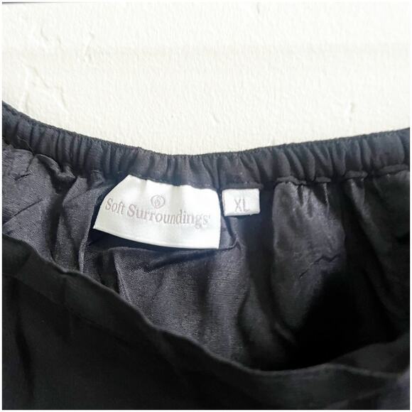 Soft Surroundings Embroidered Chiffon Black Knee Skirt Size XL Gold Embroidery - Picture 7 of 9